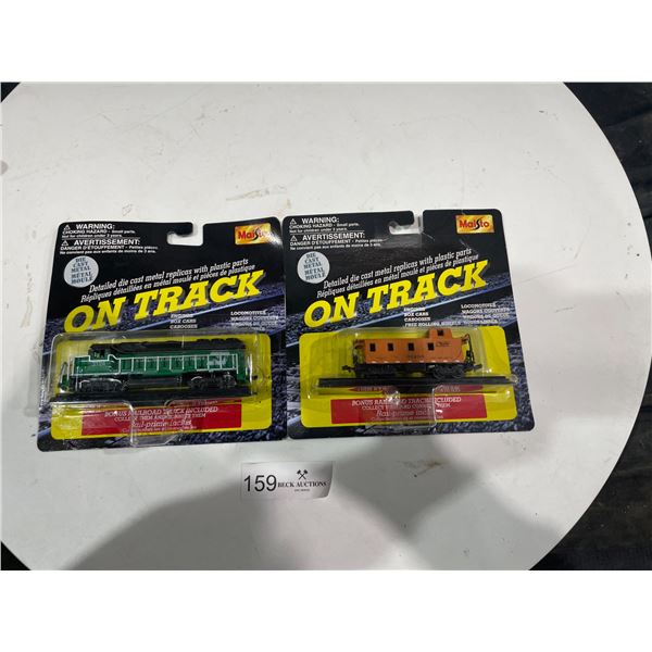 2 Maisto Die Cast Metal Replicas