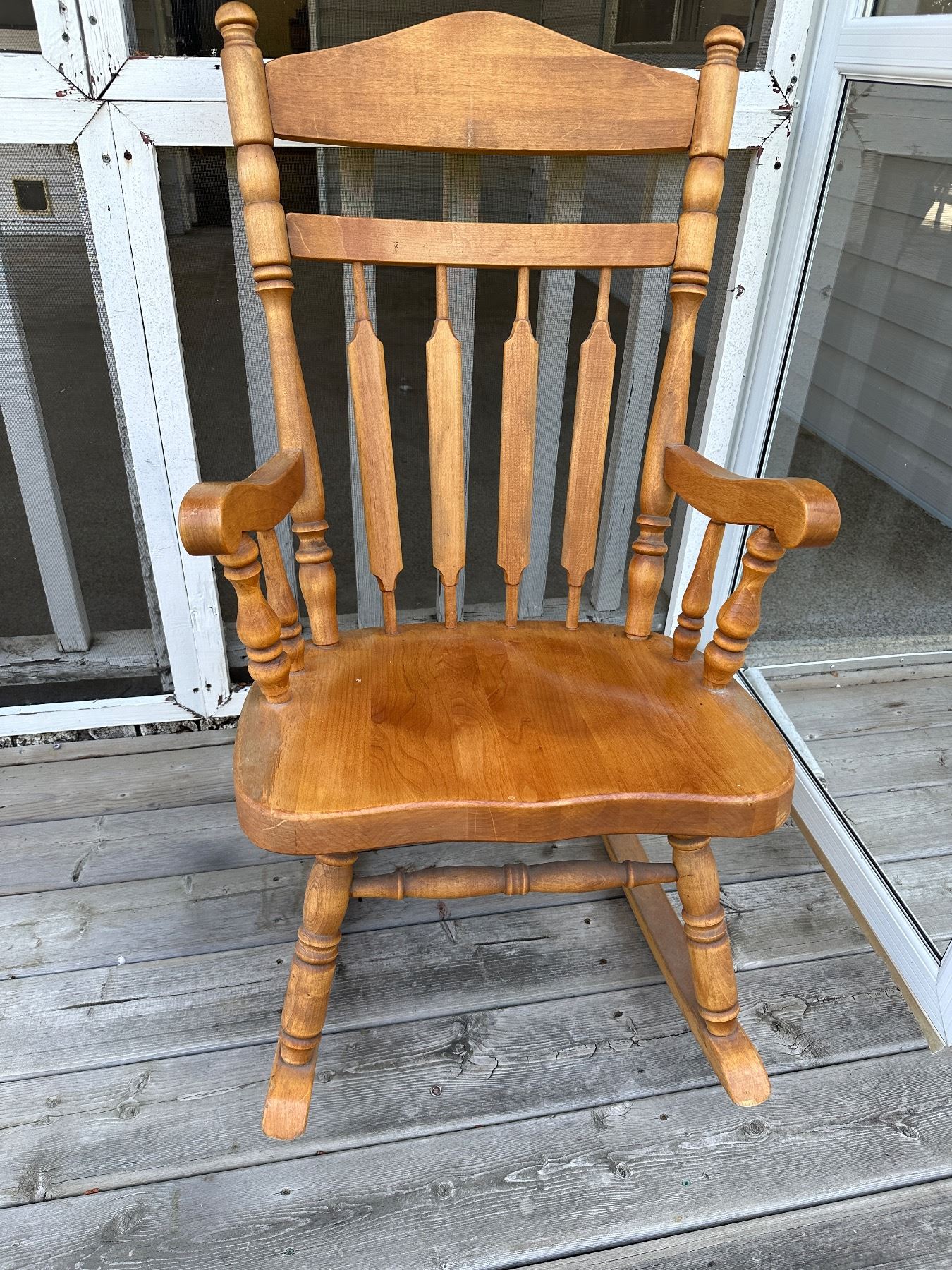 Wood Rocking Chair - Sunrise Estate Services Ltd