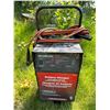 Image 1 : MotoMaster Battery Charger