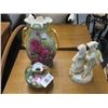 Image 1 : Floral Vases (2), Figurines