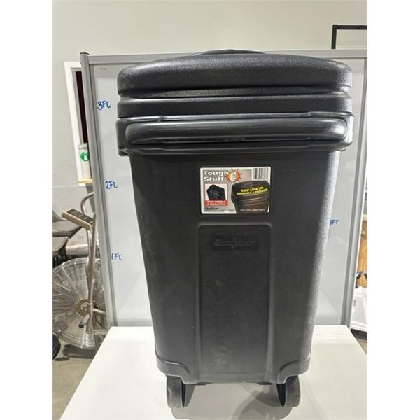 Large Tough Stuff garbage can with snap lid with wheels