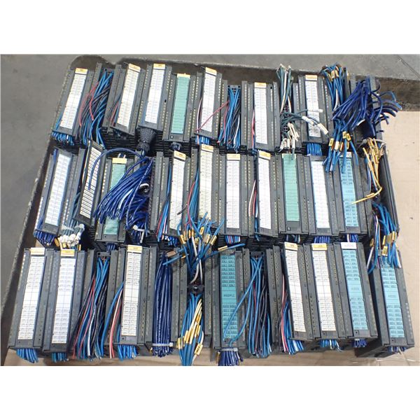 Lot of  (36) Siemens #6ES7 322-1BL00-0AA0 Modules