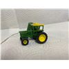 Image 3 : John Deere 4620 with 566 Bailer