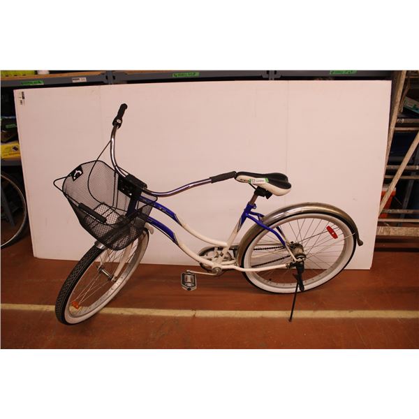 *CCM Super 3 Cruiser Bike with Basket