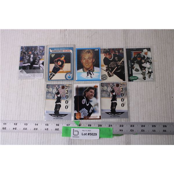 Assorted NHL Hockey Trading Cards - Wayne Gretzky