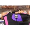 Image 4 : Women's Wet Suit - Size 11 to 12