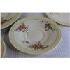 Image 3 : 28-Piece Vintage Floral Dinnerware (One Plate has Chip)