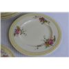Image 4 : 28-Piece Vintage Floral Dinnerware (One Plate has Chip)