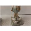 Image 3 : Secret Treasures 2002 Woman Figurine, Girl Figurine