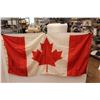 Image 8 : *Carpet (30" x 49 1/2") - Freezer Baskets - Curtain Rod - Christmas Window Decor Canadian Flag - Thr