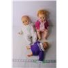 Image 1 : (3) Dolls