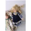 Image 2 : (3) Dolls