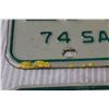 Image 2 : (2) 1974 Saskatchewan License Plates