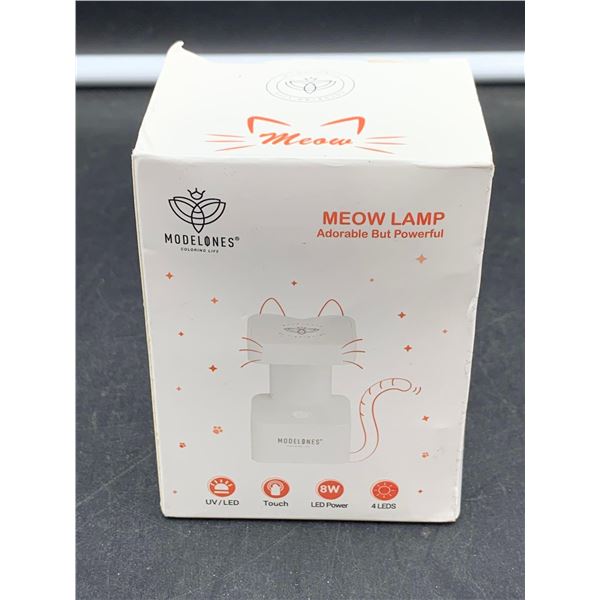 Modelones Meow Lamp