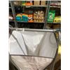 Image 2 : 2 tier laundry hamper on wheels
