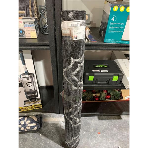 Grey and white pattern vestibule rug 116cm x 183cm