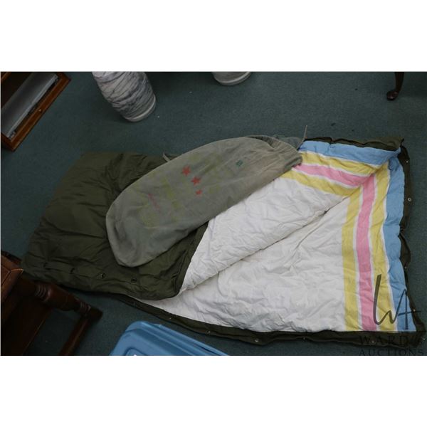 Eiderdown Robe Vintage Woods Manufacturing Company