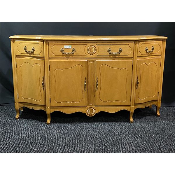 Beautifully Designed And Engraved Dresser