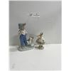 Image 1 : 2 Collectible Figurines