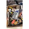 Image 2 : BOX OF DRYWALL TOOLS