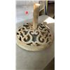 Image 2 : CAST IRON UMBRELLA STAND