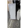 Image 1 : 38" X 14" LIGHT TABLE AND T-10 HOLDING TANK