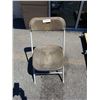 Image 2 : 31 METAL FOLDING STACKING CHAIRS