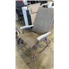 Image 2 : 2 FOLDING PATIO LOUNGE CHAIRS