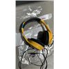 Image 7 : 2 KIDS HEADPHONES