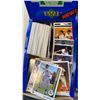 Image 19 : LOT OF BASEBALL CARDS