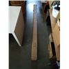 Image 1 : VIVO MANUAL PROJECTOR SCREEN