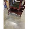 Image 2 : MAHOGANY VICTORIAN ETAGERE CABINET