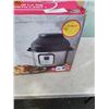 Image 2 : INSTANT POT 11 IN 1 DUO CRISP AND AIR FRYER TESTED AND WORKING - RETAIL $299