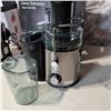 Image 8 : AS NEW JUILIST JUICE EXTRACTOR, FOHERE JUICE EXTRACTOR AND GARMENT STEAMERS ALL TESTED AND WORKING