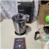 Image 2 : AS NEW HOUSNAT SLOW JUICER AND CITRUS JUICER BOTH TESTED AND WORKING RETAIL $375