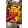 Image 2 : BOX OF MUSTARD AND KETCHUP SQUEEZE BOTTLS