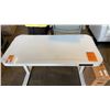 Image 2 : SEVILLE CLASSICS ELECTRIC ADJUSTABLE GLASSTOP DESK TESTED AND WORKING