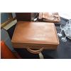 Image 5 : SAMSONITE COGNAC LEATHER BRIEFCASE/TOTE BAG, VINTAGE STEBCO TRAVEL CASE & HARTMANN BELTING LEATHER A