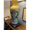 Image 4 : CHINESE ANTIQUE IMPERIAL YELLOW GLAZE, 5 POLYCHROME DRAGONS (5 CLAWS) PORCELAIN LAMP ON WOOD STAND,