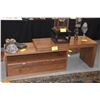 Image 2 : HUPPE CONTEMPORARY 2 PART MODULAR TV CONSOLE W/1 DRAWER