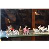 Image 2 : COLLECTION OF ASSORTED GLASS MINIATURE ANIMALS & STIRRER (32 PCS)