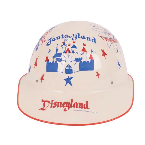 A Disneyland White Keppy Kap.