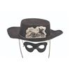 Image 2 : A Disneyland Zorro Hat and Mask