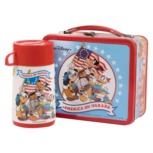 An America on Parade Lunchbox & Thermos.