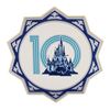 Image 1 : A Walt Disney World "10 Years" Lamppost Sign.