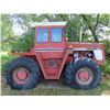 Image 1 : International 4186 Four Wheel Drive Tractor Standard High/Low Range