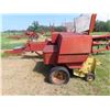 Image 8 : New Holland 320 Square Baler Manual Tension