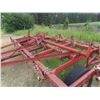 Image 2 : McCormick International 55 16' Chisel Plow with Inland