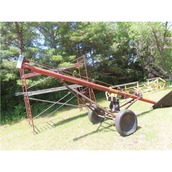 Farm King 6'' x 20' Auger with Gas Engine