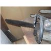 Image 3 : McCulloch Power Mac 55cc 20'' Chain Saw - Has Compresson